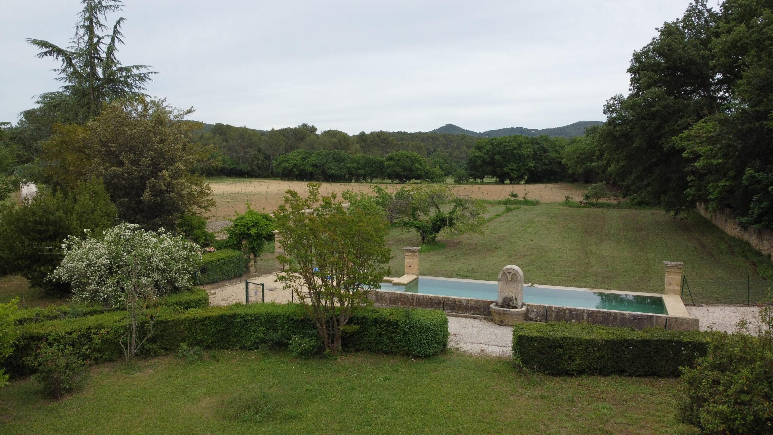 La piscine du Domaine de Ribbe